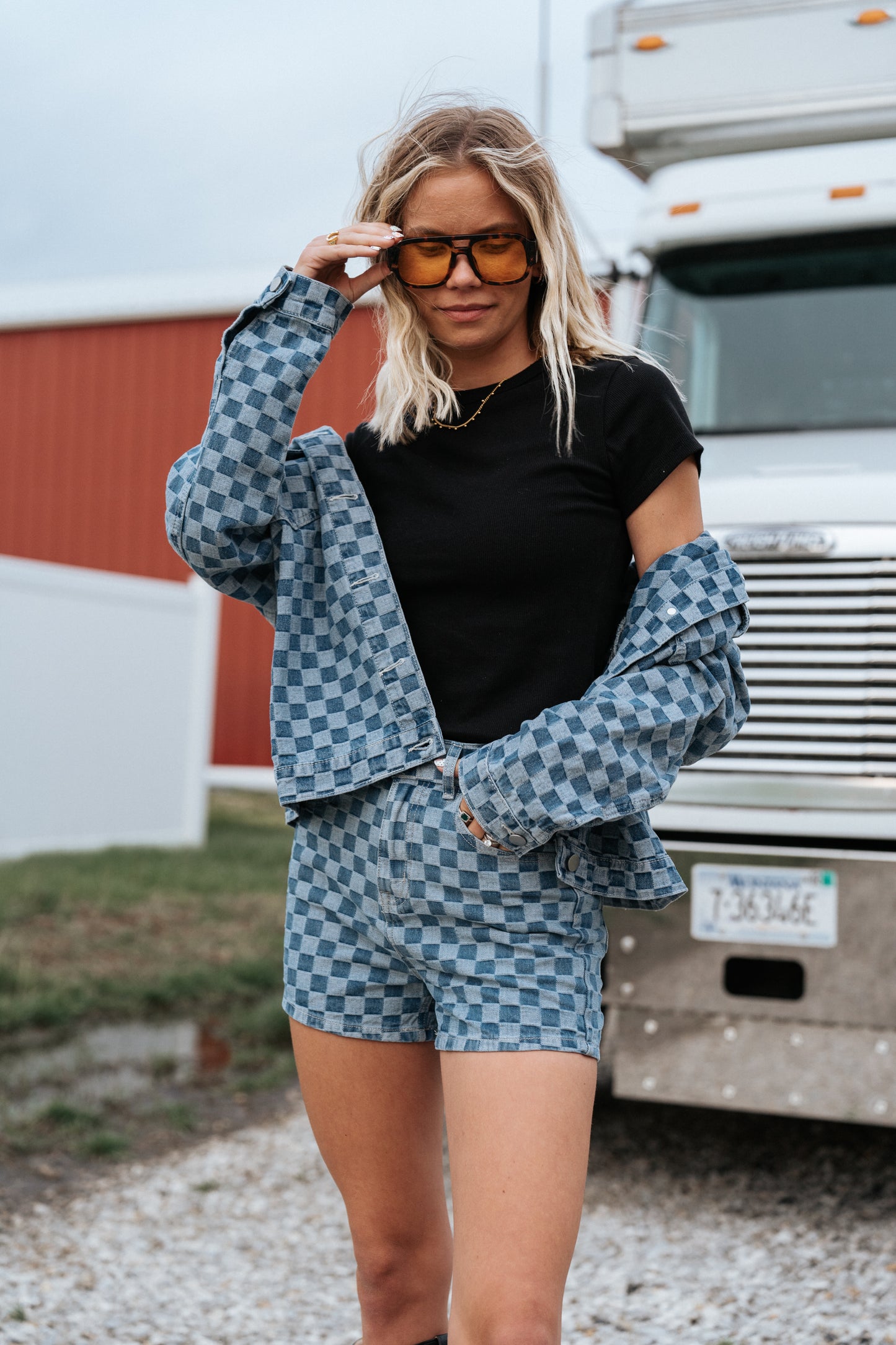 Back to the Basics Ribbed Tee-Black