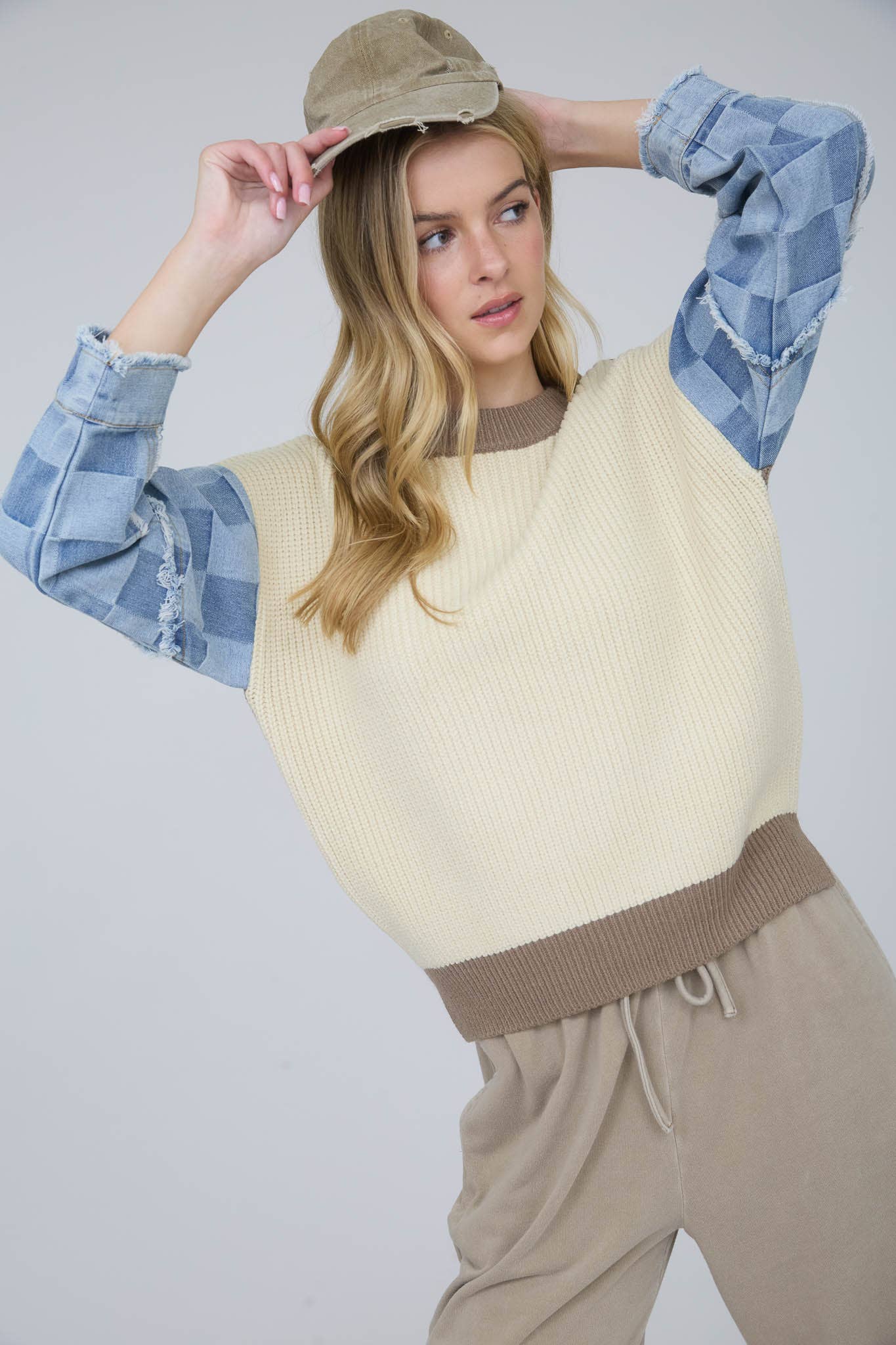 CHECKERED DENIM SLEEVE MIX MEDIA KNIT SWEATER: CREAM MULTI