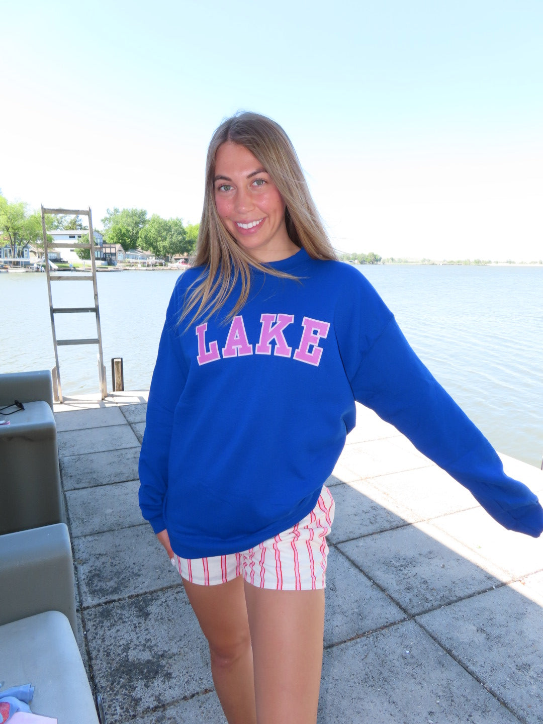 LAKE Crewneck-blue
