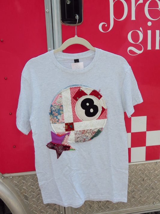 Magic 8ball quilted t-shirt-medium