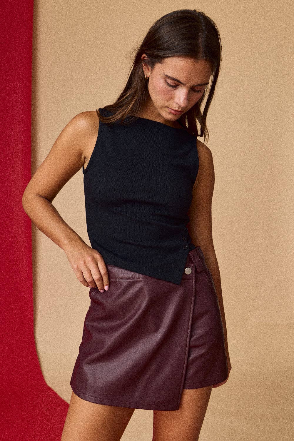 Asymmetrical Hem Tank