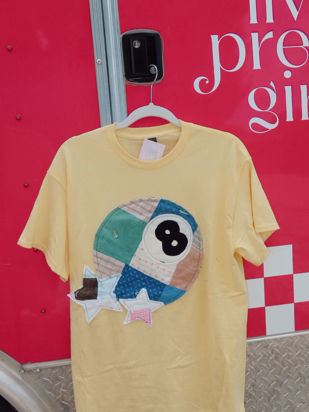 Magic 8ball quilted t-shirt-small