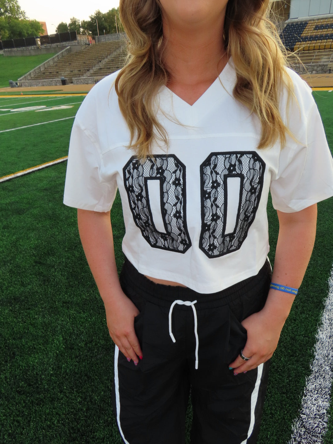 00 Cropped Lace Jersey T-shirt
