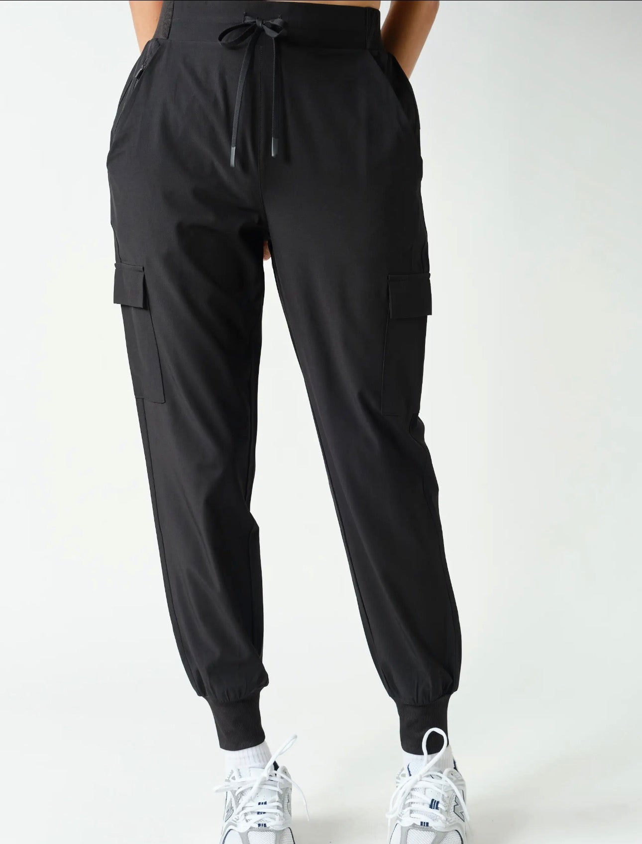 Breezy Flow Joggers-Black